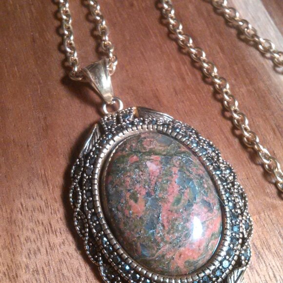 Unakite and Marcasite Goldtone Pendant Necklace - Picture 5 of 15